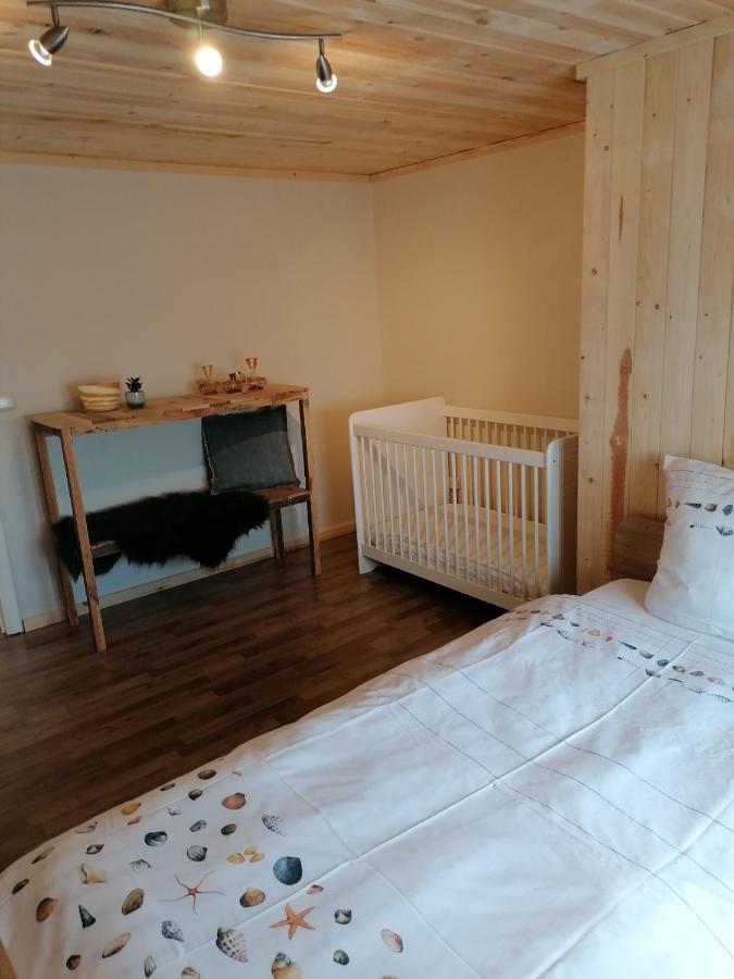 Vakantiewoning Upstairzzz Kortessem Exteriör bild